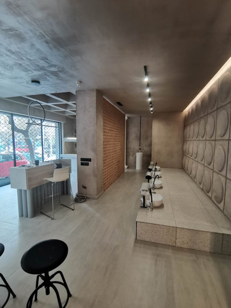 Ανακαίνιση-μετατροπή κέντρου αισθητικής