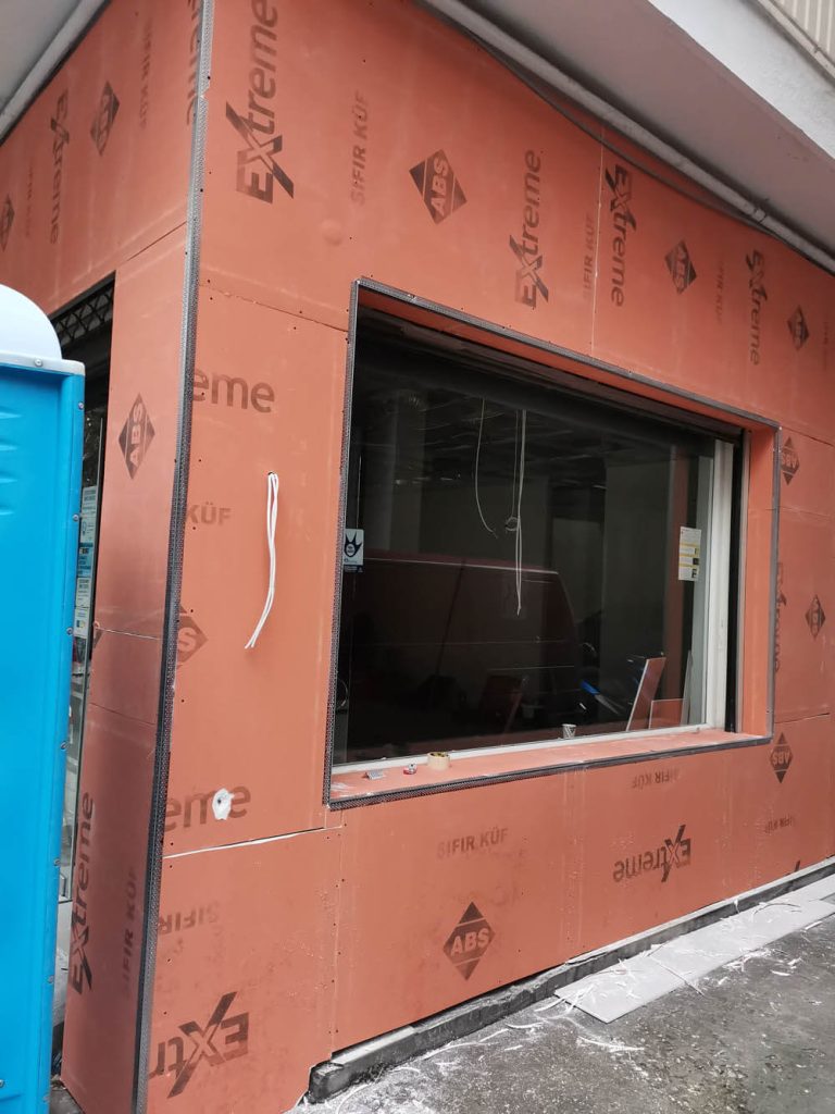 Ανακαίνιση-μετατροπή κέντρου αισθητικής