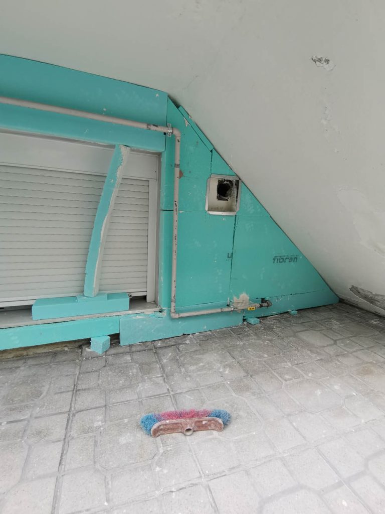 Εφαρμογή θερμομόνωσης σε μονοκατοικία στο Πανόραμα Θεσσαλονίκης