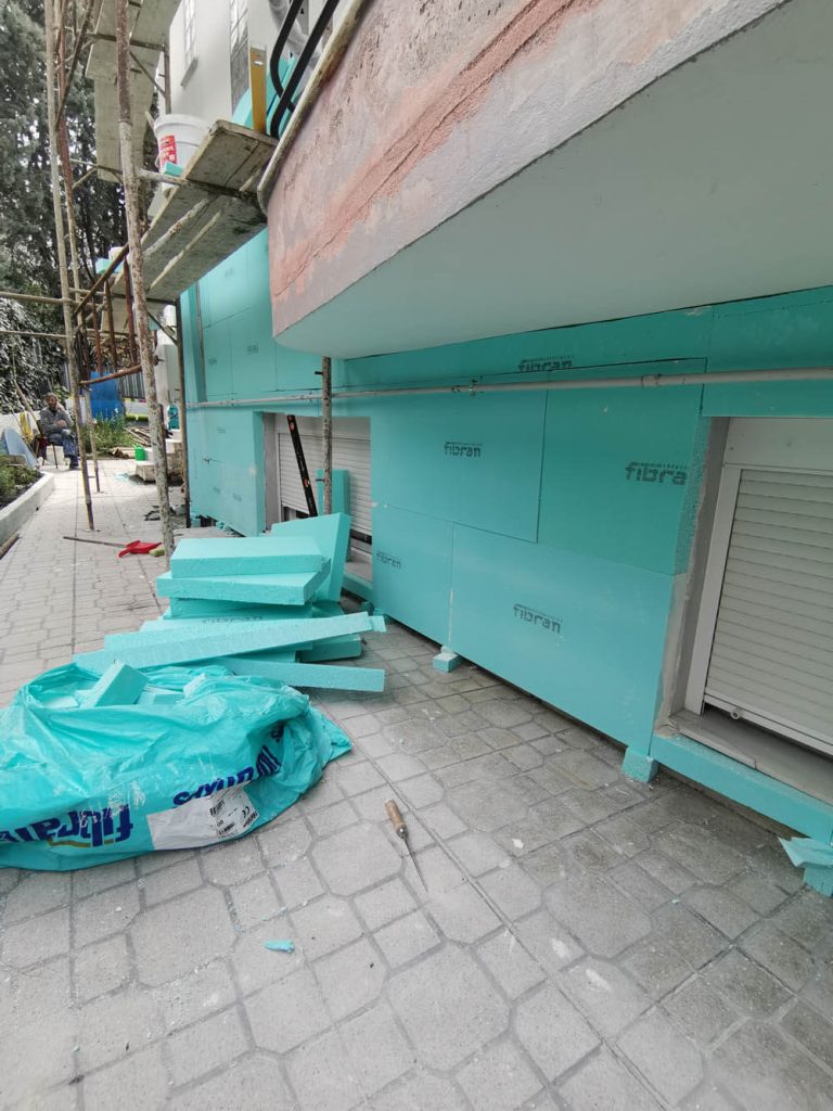 Εφαρμογή θερμομόνωσης σε μονοκατοικία στο Πανόραμα Θεσσαλονίκης