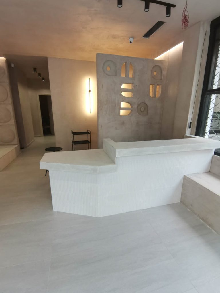 Ανακαίνιση-μετατροπή κέντρου αισθητικής