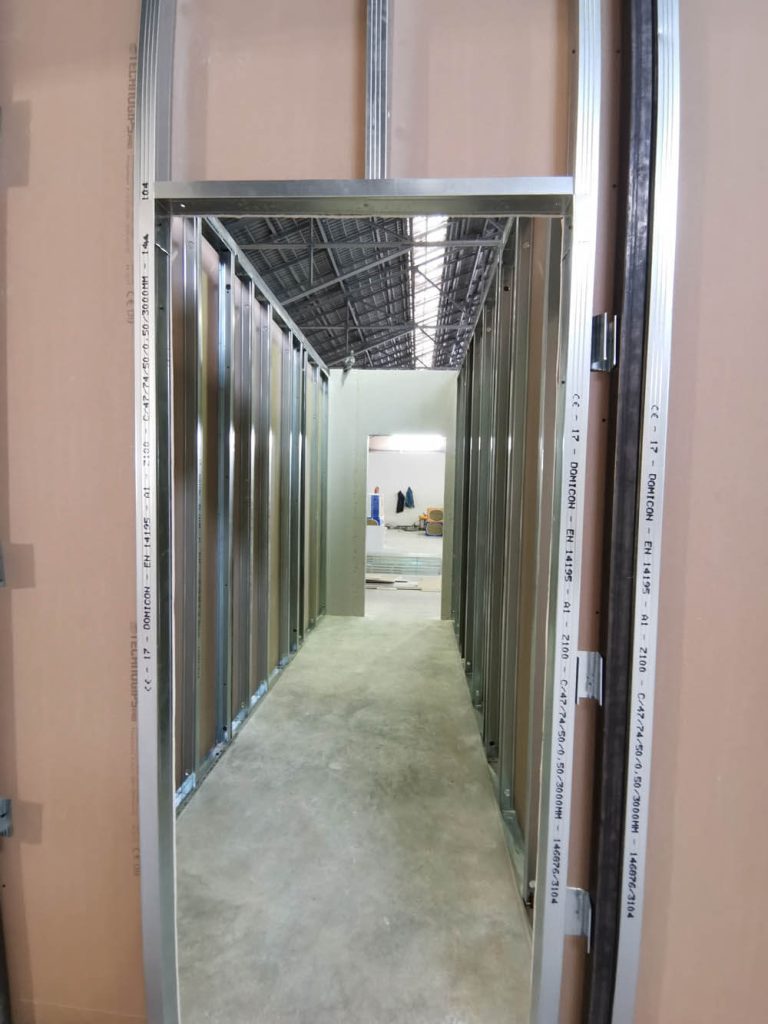 Ξηρά δόμηση στο λιμάνι Θεσσαλονίκης